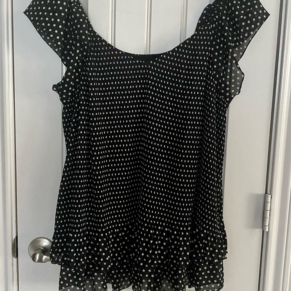 Black and white polka dot blouse size 2X